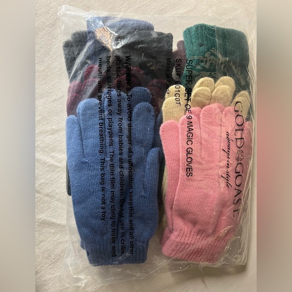 Gold & Goose Women's Magic Gloves - Pink, Blue, Green, Cream